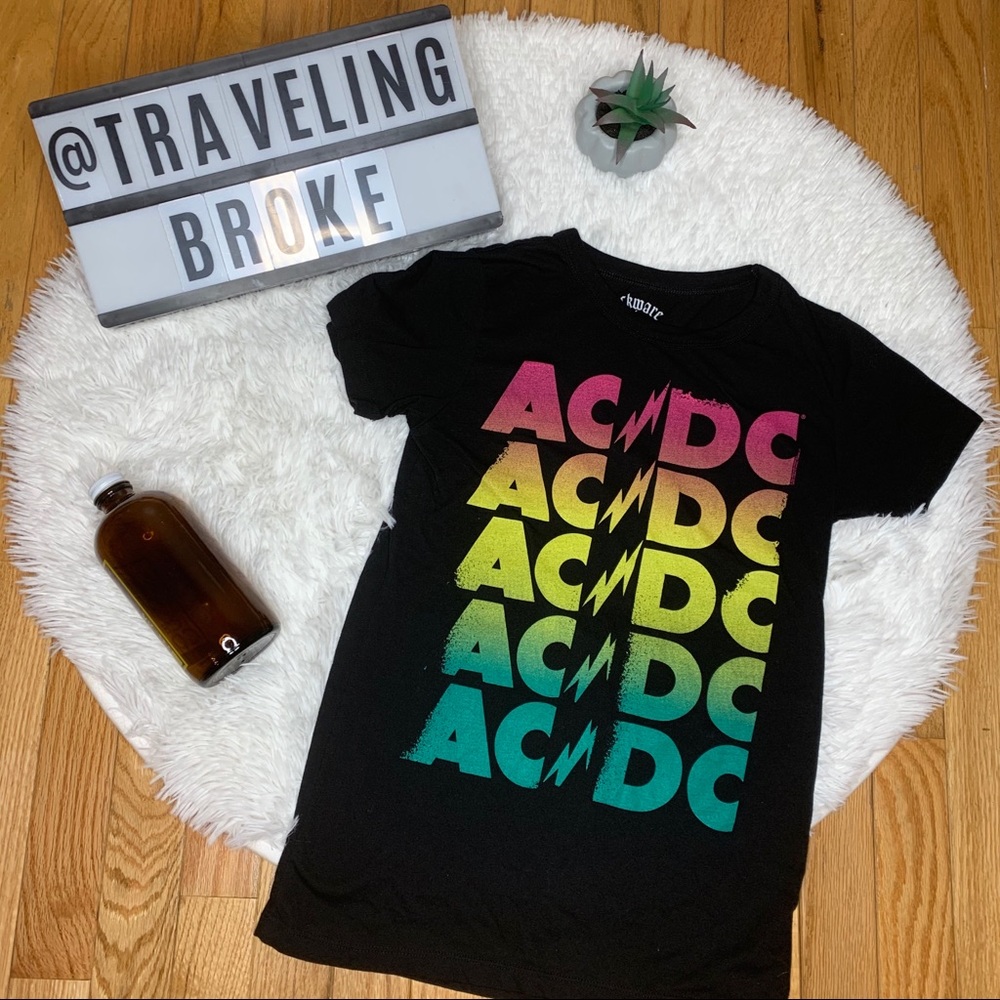 🎸 AC/DC Band Tee